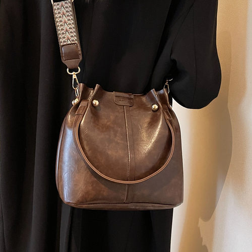 娜达丽亚水桶包手提复古时尚女包