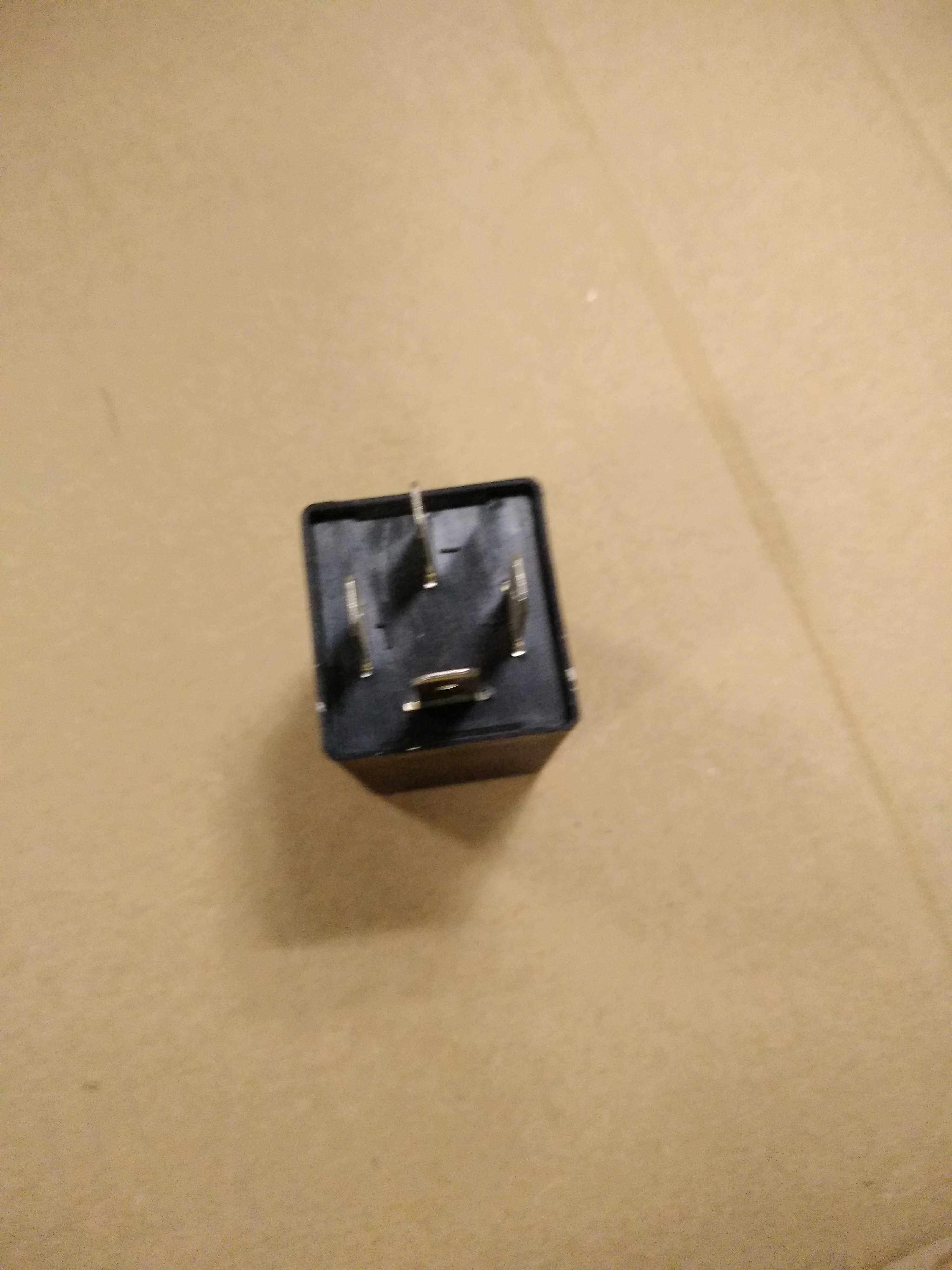 跃进帅虎h300/500开拓上骏x500      闪光器24v