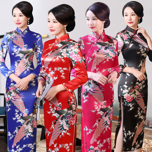 真丝绸旗袍女秋新款孔雀印花红色旗袍改良连衣裙长款年会礼服