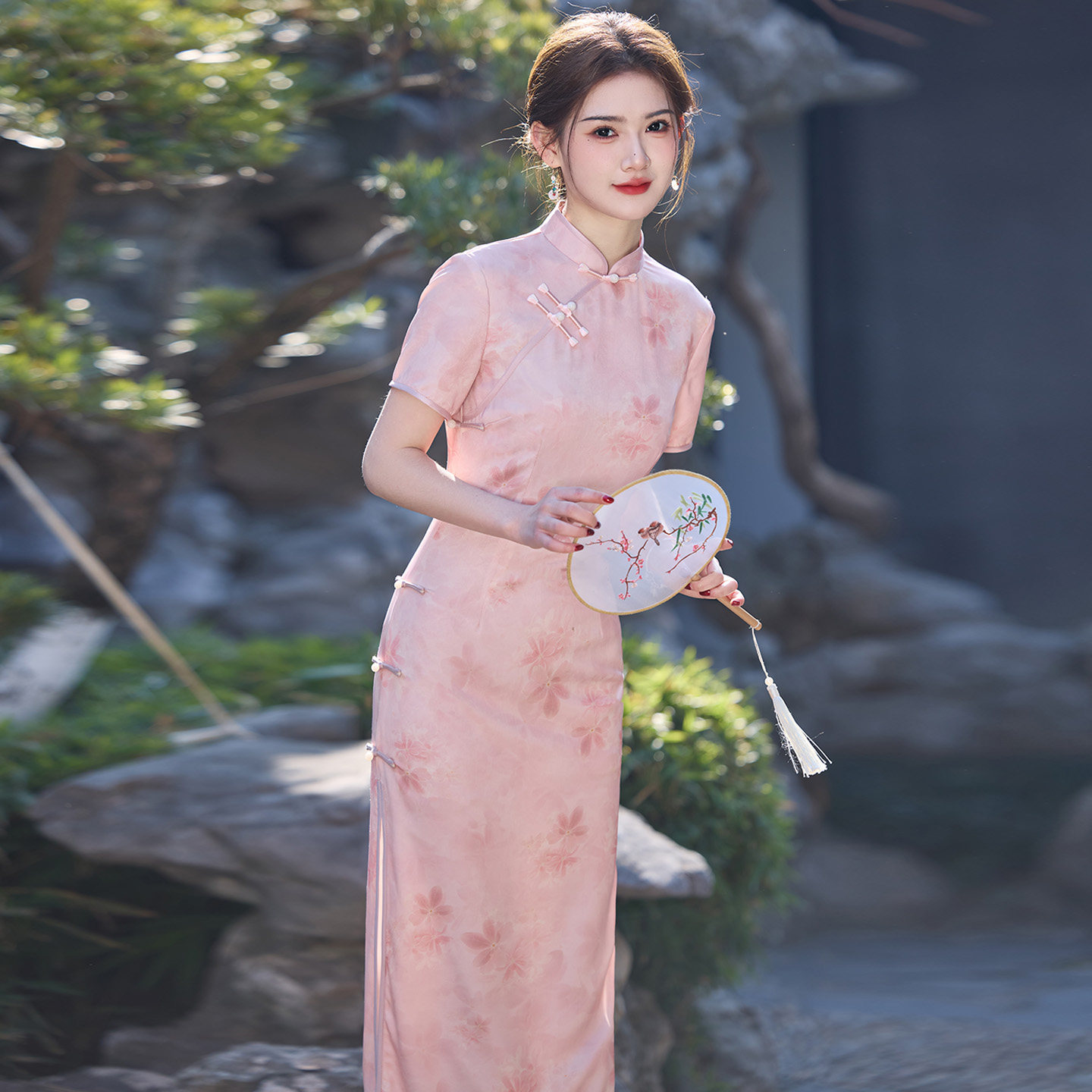 提花醋酸缎粉色改良旗袍长款2026新款夏季新中式年轻款少女高级感