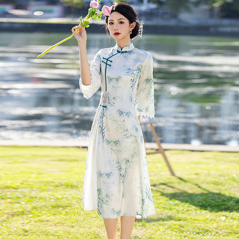 新中式年轻款女旗袍春季2025新款日常可穿国风改良仙女奥黛连衣裙