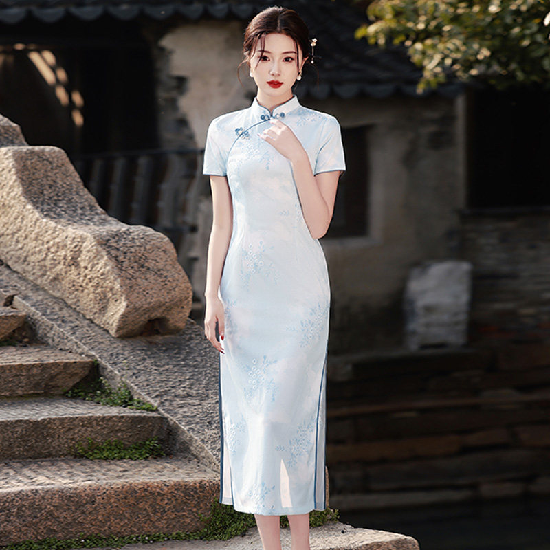 韩国麻绣花旗袍长款2026夏新款年轻款少女气质高端淑女连衣裙日常