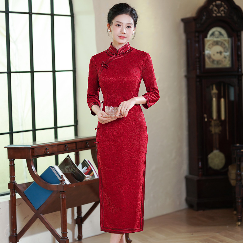 高档提花红色旗袍中长款长袖新款2025春秋新中式喜妈妈装婚宴礼服