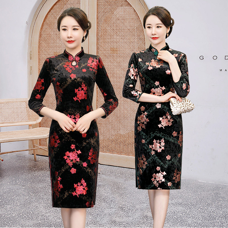 压花金丝绒改良旗袍春秋妈妈小个