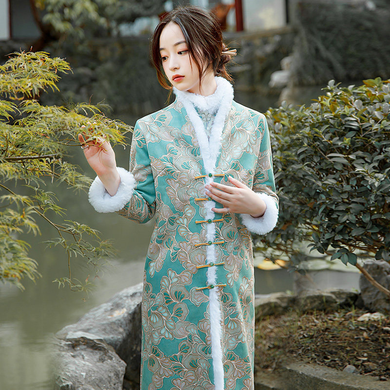 旗袍外套外搭长款复古开衫冬季加绒加厚2025年新款日常复古大衣女