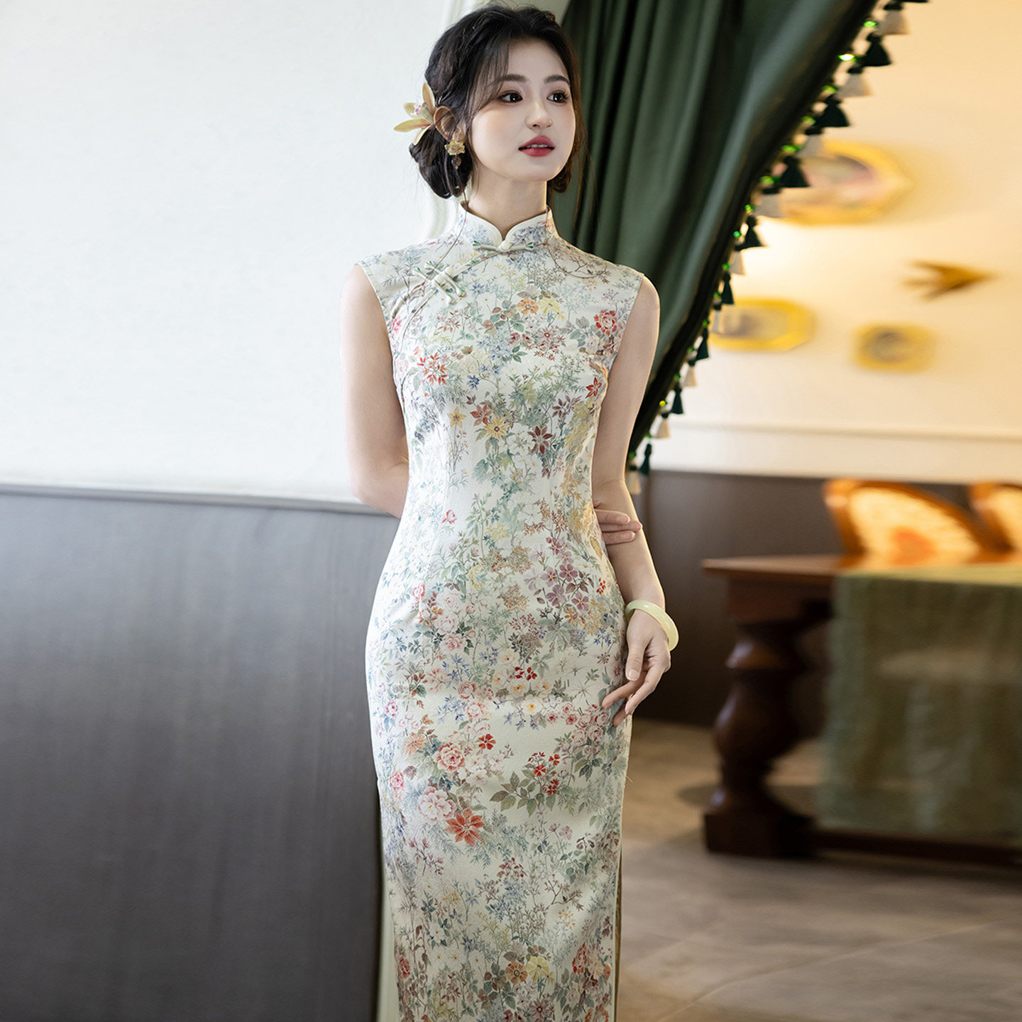 新中式绝美碎花无袖旗袍夏年轻款