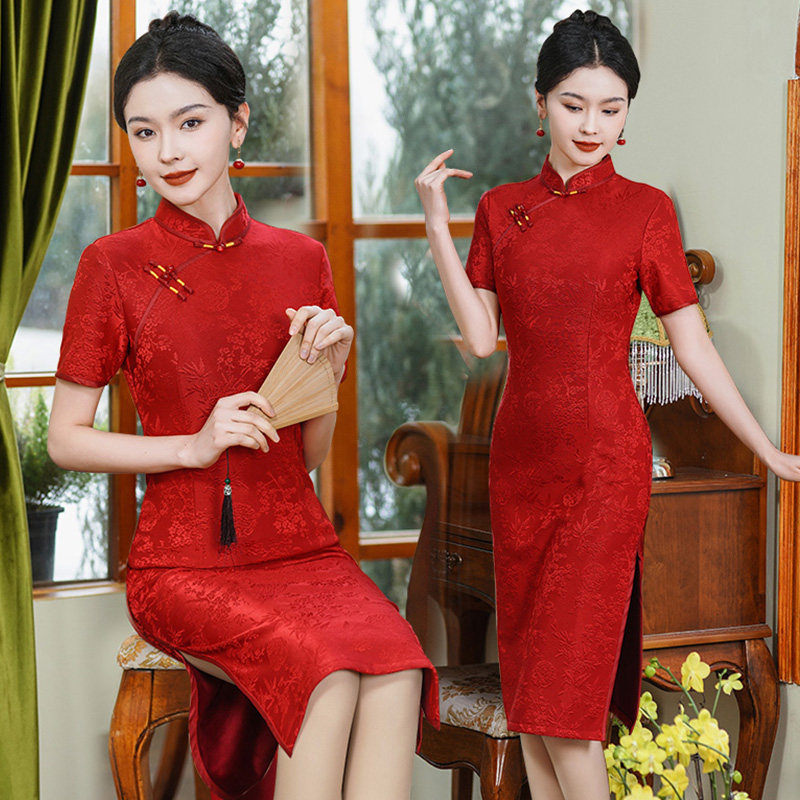 高贵红色旗袍喜婆婆婚宴妈妈礼服
