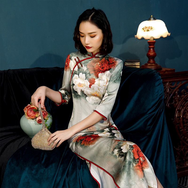 长款旗袍改良版连衣裙年轻款少女2026年春秋装新款长袖复古中国风
