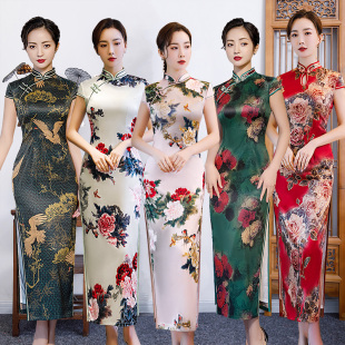 新式旗袍夏天年轻款2026年新款中长款气质中年女妈妈性感表演宴会
