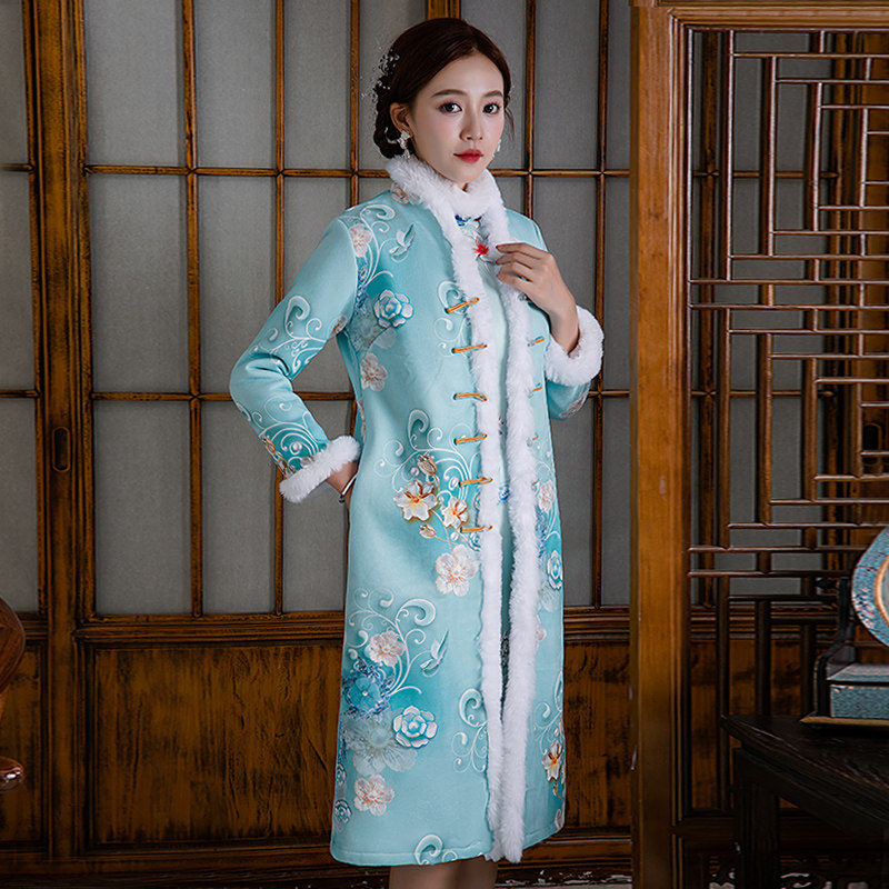 老上海改良旗袍式外套冬季新款年轻款加绒加厚保暖外搭大衣有大码