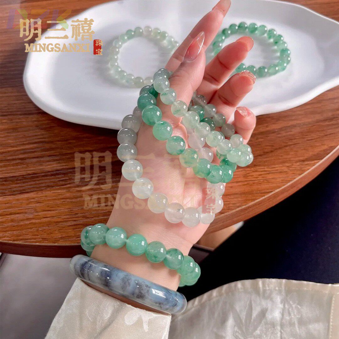 天然独龙玉冰糯种珠子缅甸翡翠色冰飘花豆绿圆珠男女款非洲翠手链