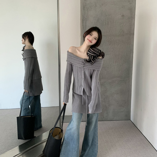 grapestone 葡萄籽-致小女人坑条纽扣款针织开衫+半身裙套装26029