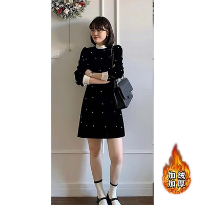 加绒加厚法式复古连衣裙2025冬季新款撞色拼接赫本风小黑裙LJ0264