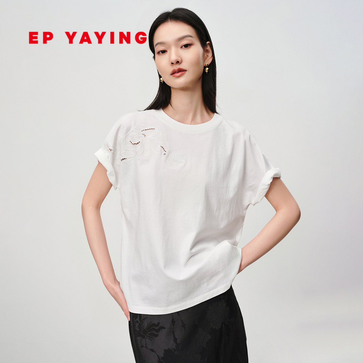 EP雅莹新款纯棉刺绣短袖