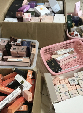 样品清仓已拆盒为了拍照拆封的样品介意不要拍口红唇釉高光护肤品