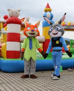 疯狂动物城朱迪尼克闪电卡通人偶服装兔子狐狸树懒行走演出动漫服