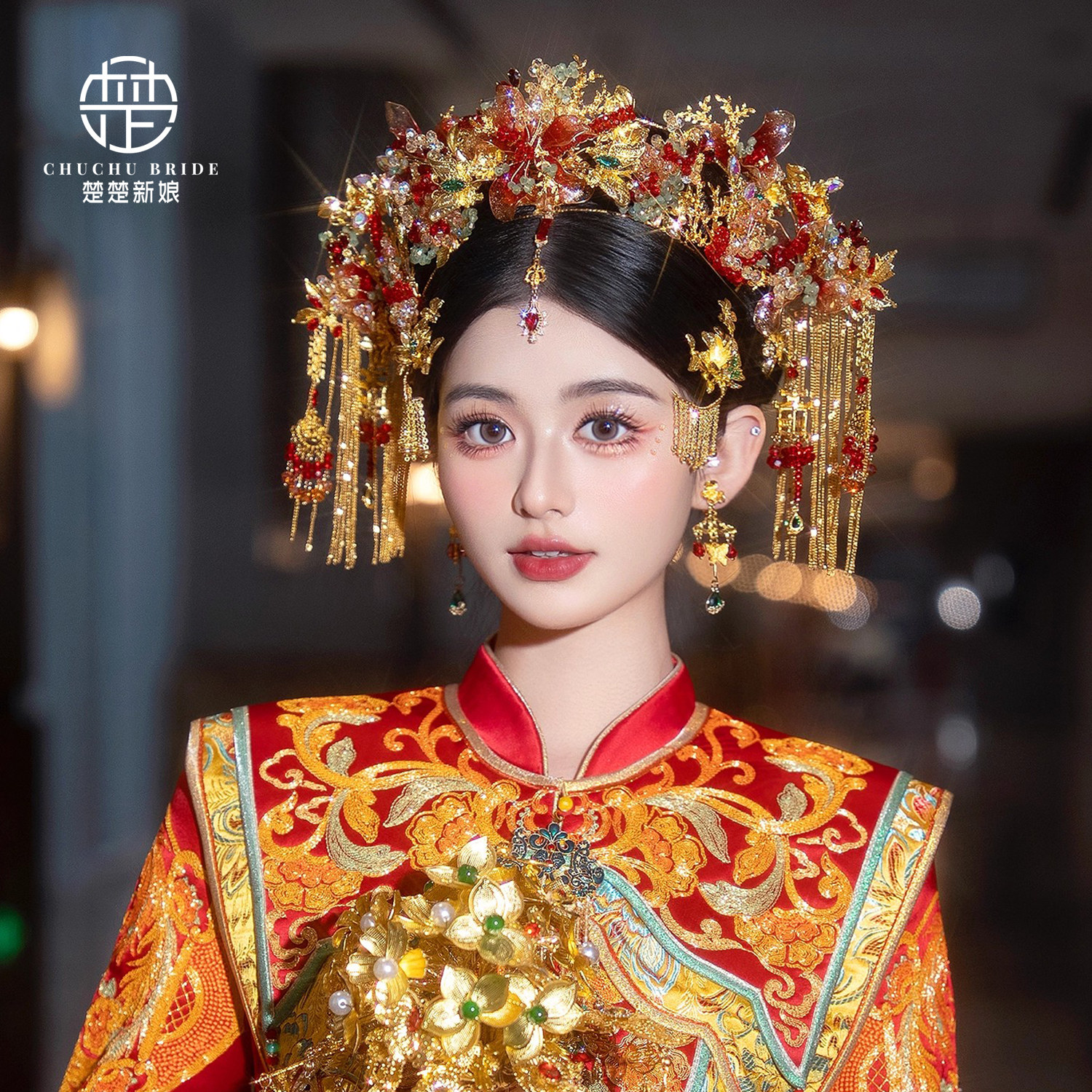 新款中式婚礼手工水晶蝴蝶花朵凤冠古装新娘传统汉服端庄大气头饰