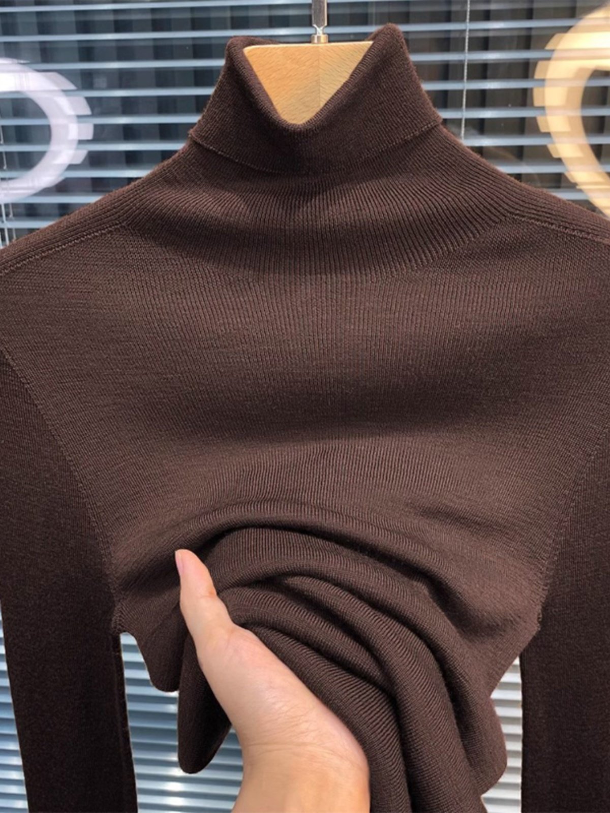 高领针织打底衫女装2025秋装新款美拉德修身内搭上衣翻领软糯毛衣,女装/女士精品,毛针织衫,淘宝优惠券,粉丝福利购,淘宝优惠卷