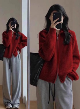 新年红色毛衣外套秋冬2026新款慵懒风软糯针织开衫宽松翻领0115k