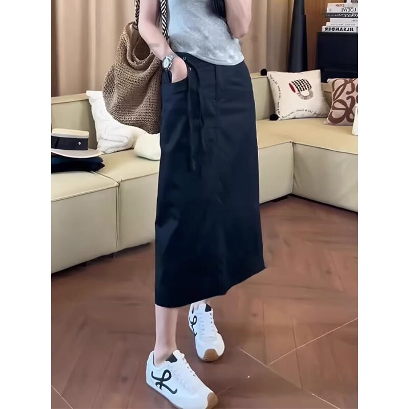 藏蓝色开叉半身裙女2026新款夏季高腰梨型身材今年流行的漂亮裙子