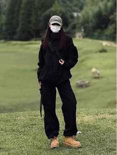 黑色软壳女工装裤2025秋季新美式风格功能性小天鹅绒加厚户外徒步