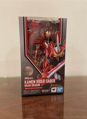 万代SHF假面骑士Saber