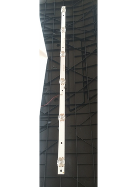 组装32寸液晶电视32FD19 2X6 6S1P 0D22 CC02320D558V03 1410灯条