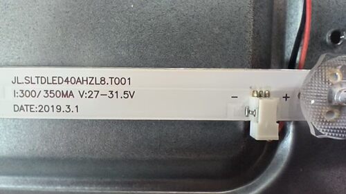 JL.SLTDLED40AHZL8.T001灯条
