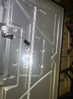 适用康佳LED32E330C灯条SZKK32D10-ZC42AG-02D 303SK320069D灯管