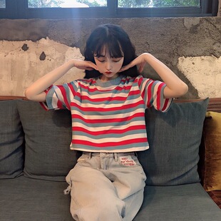 个性时尚夏宽松彩虹条纹短袖T恤女泫雅风学生短款露脐上衣ins潮流