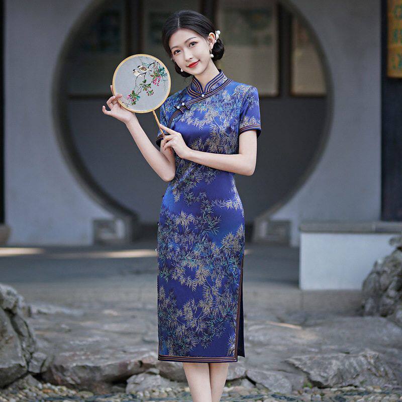 致尘缘改良真丝旗袍量身定制夏季年轻款2025年新款高端桑蚕丝旗袍