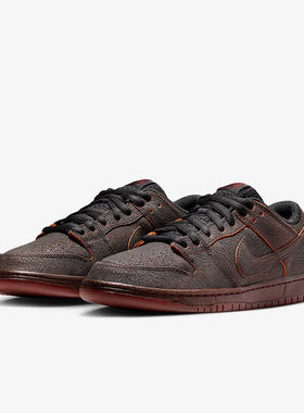 板鞋NIKESBDU圣诞老人