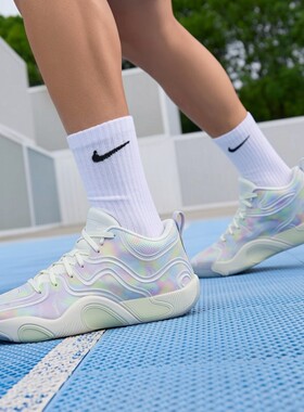 耐克男子舒适百搭中帮篮球鞋