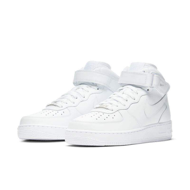 NikeAF1纯白中帮女板鞋