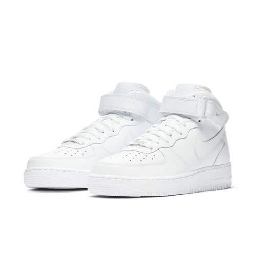 NikeAF1纯白中帮女板鞋