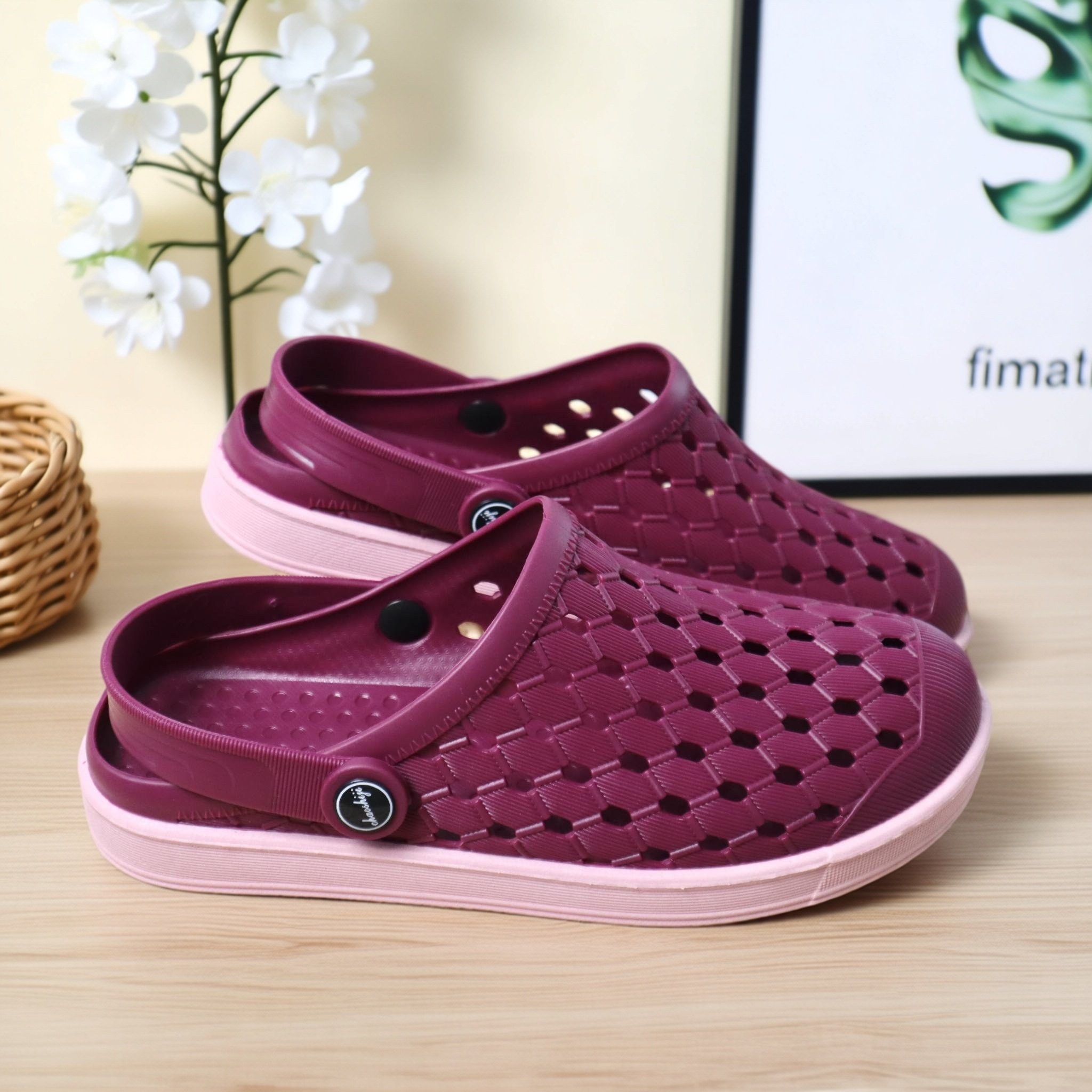 越南乳胶洞洞凉鞋女夏季舒适柔软镂空不磨脚凉拖鞋户外防臭沙滩鞋,女鞋,洞洞鞋,淘宝优惠券,粉丝福利购,淘宝优惠卷