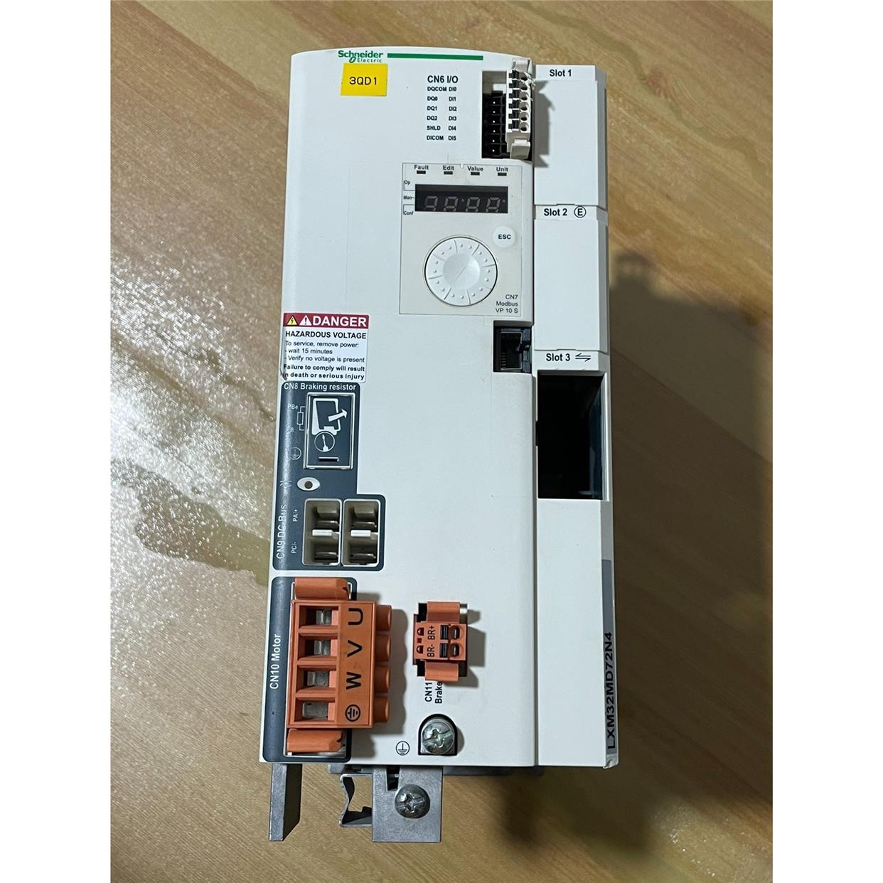 非实价议价议价施耐德驱功器 LXM32MD72N4 拆机包好,实物拍摄,外