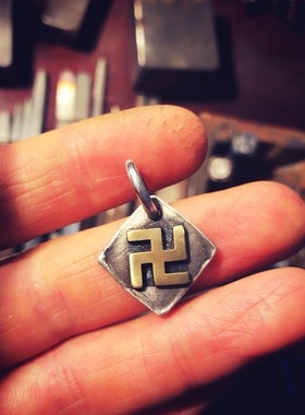 复古手工卍字符 个性迷你小吊坠项链小配饰国潮坠子