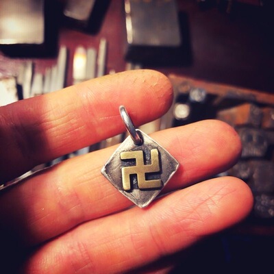 复古手工卍字符 个性迷你小吊坠项链小配饰国潮坠子