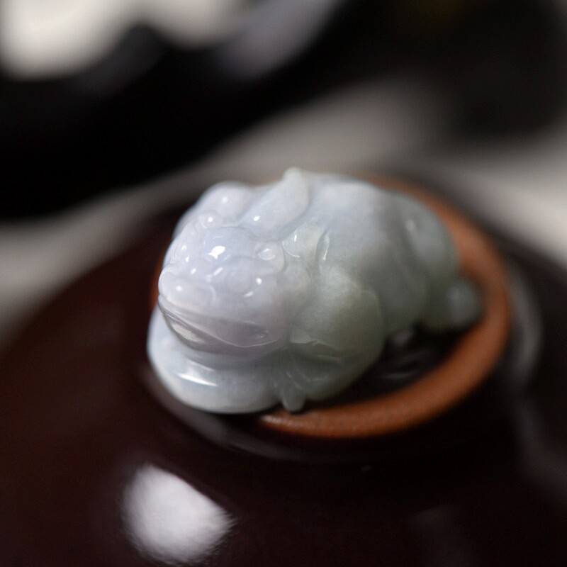 翡翠玉石小款三足金蟾吊坠 缅甸玉器招财蟾蜍珠宝首饰 保真送证书