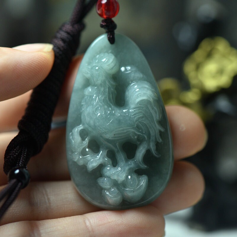 翡翠玉石A货生肖鸡吊坠 缅甸玉器玉公鸡珠宝首饰 保真送证书