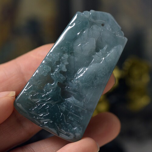 翡翠山水玉牌吊坠 危地马拉A货山水颈饰挂件四会雕工 支持复检