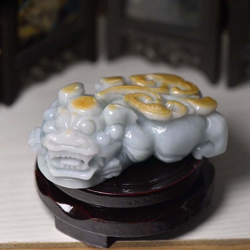 缅甸A货翡翠玉石貔貅摆件玉器霸气玉雕黄翡貔貅把件摆件带证书