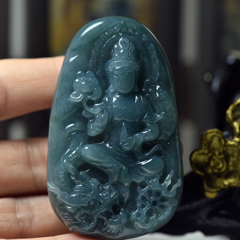 天然翡翠玉石观音吊坠 正品缅甸油青男款观音玉器挂件保真送证书