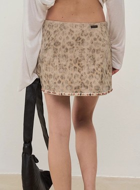 【XSPACE】Dpercent丨麂皮绒磨白做旧豹纹短裙夏季显瘦休闲半身裙