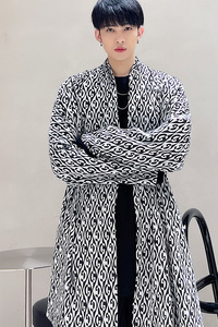 2021秋季外套男士宽松暗黑小众翻领潮流长款针织开衫风衣D758P105图片