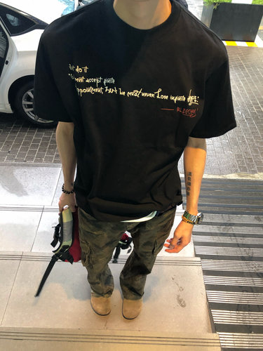 260克正肩cleanfit草写标语短袖