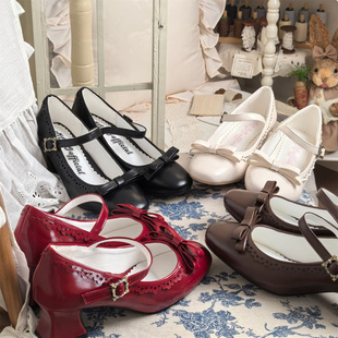 定金丨艾莉丨摩多modo原创Lolita一字带简约雕花中跟小皮鞋
