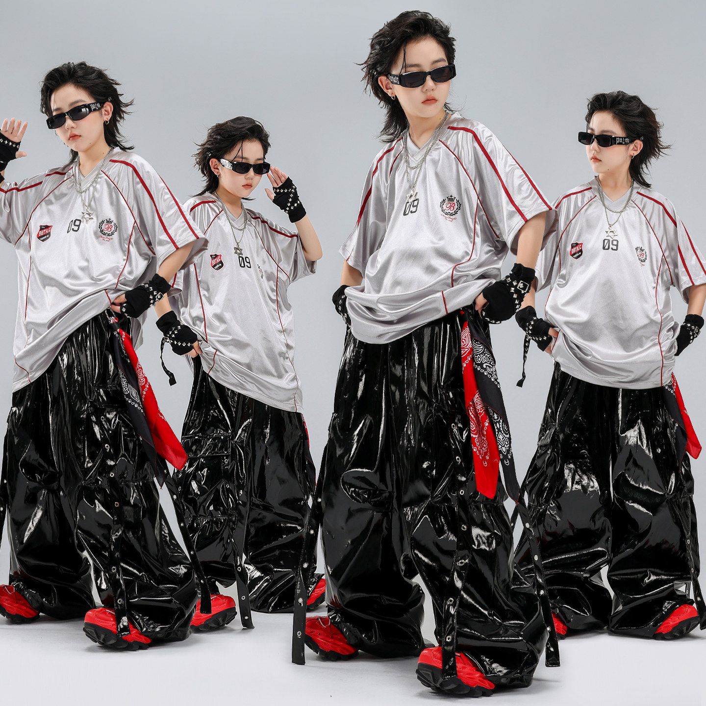 街舞儿童潮服男童嘻哈演出服hiphop套装幼儿爵士舞机器人表演服装