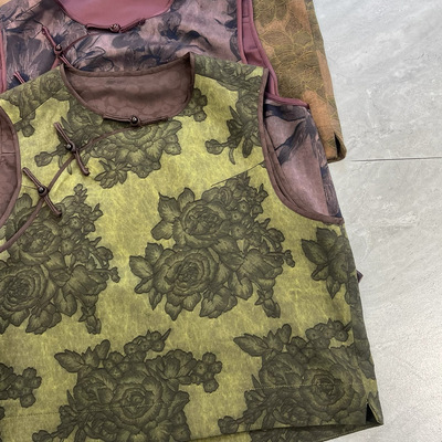 欧洲站2025秋新款V+圆领马甲